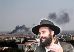 למכה מצרים בבכוריהם כי לעולם חסדו